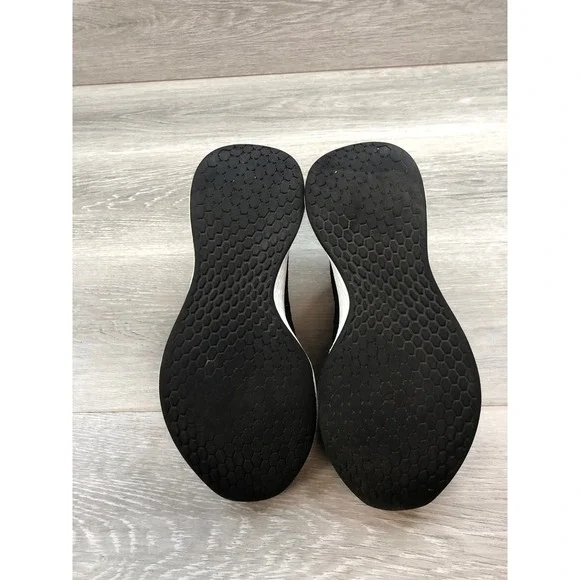 New Balance Fresh Foam Roav Women's Athletic 7.5 Sneakers Black Running Shoes - Picture 6 of 10